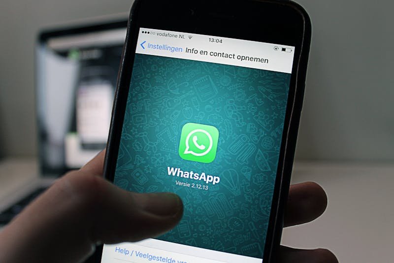 Os melhores grupos de WhatsApp sobre criptomoedas: onde encontrar e como participar